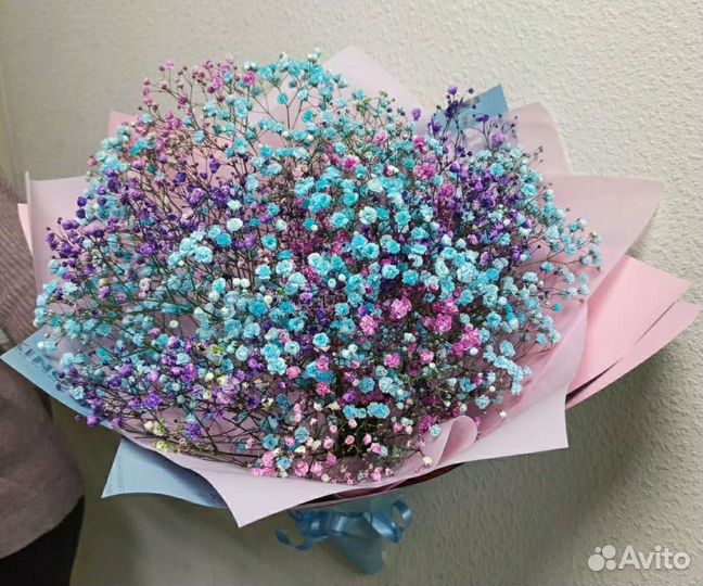 Букеты из радужных гипсофил с доставкой