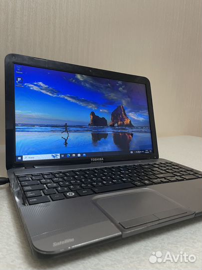 Ноутбук toshiba