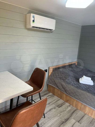 Дом 15 м² на участке 20 сот.