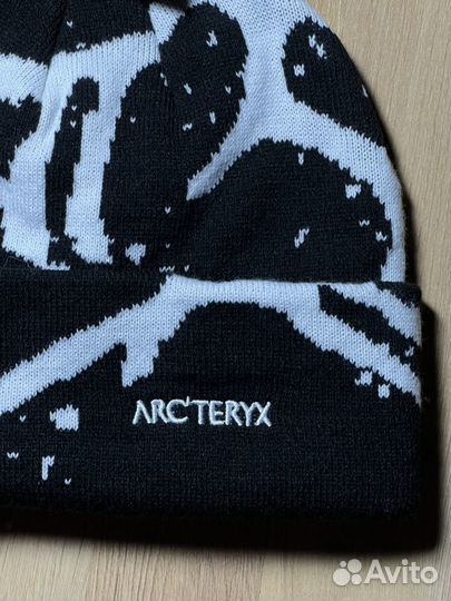 Шапка Arcteryx Grotto