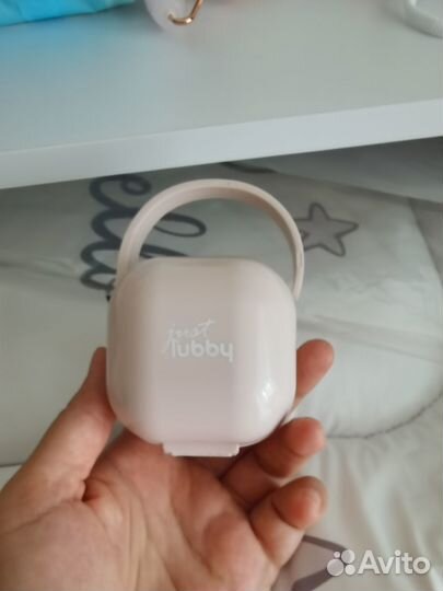 Продаю футляр для пустышки