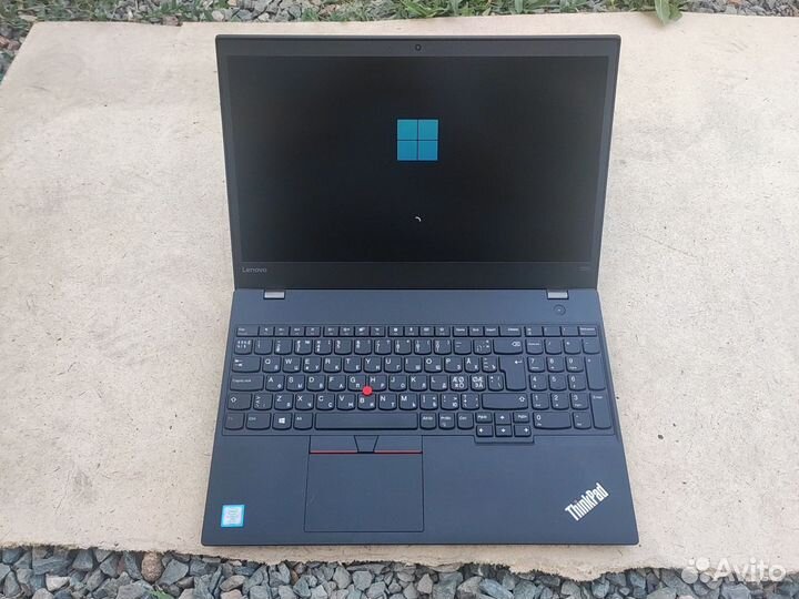 Lenovo T570 ipscore i7-7600uddr4-8gbssd240