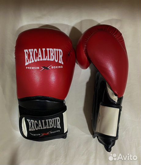 Боксерские перчатки 10 oz