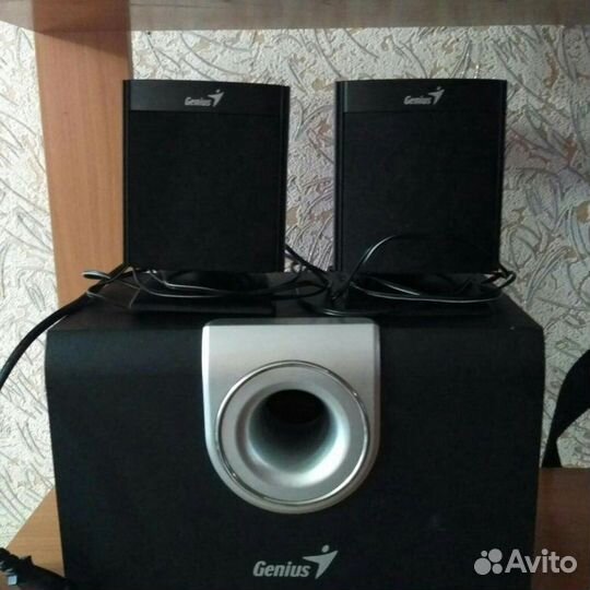 Компьютерные колонки Genius
