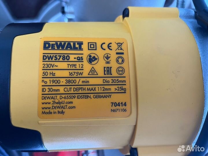 Пила торцовочная DeWalt DWS-780QS Италия