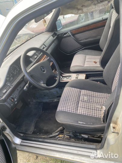 Mercedes benz w124 в разборе