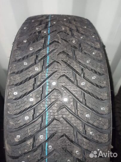 Ikon Tyres Nordman 8 215/55 R17 98T