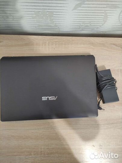 Ноутбук asus