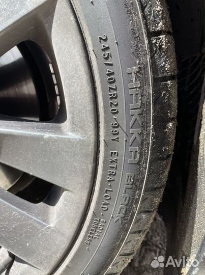 Nokian Tyres Hakka Black 245/40 R20