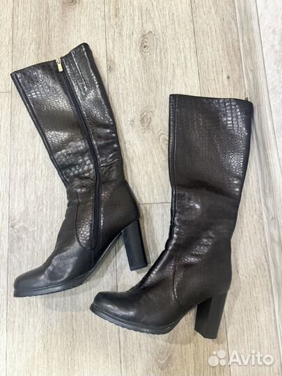 Зимние женские сапоги 38 натуральная кожа Bulmer