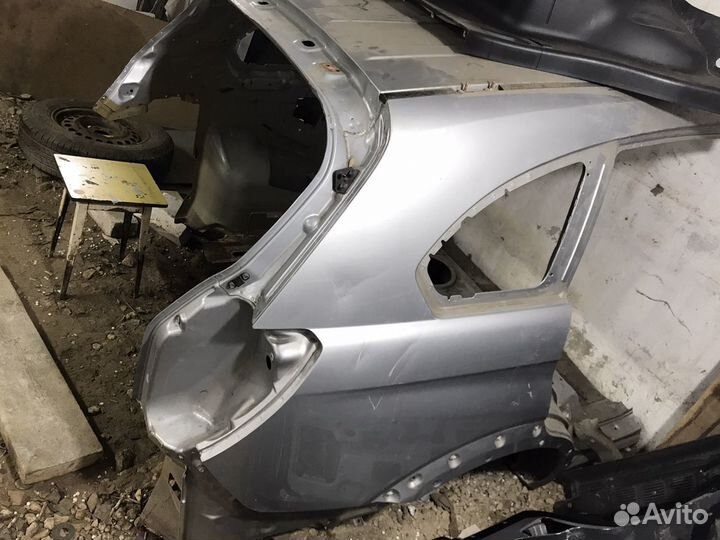 Дверь Вольво хс60