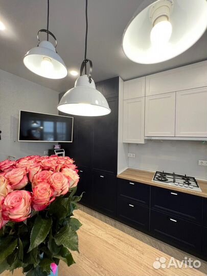 Кухня под потолок из мдф на заказ в Челябинске