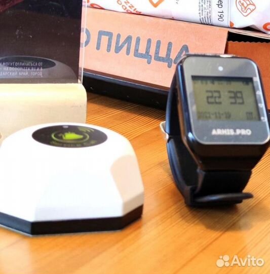 Часы официанту для вызова повором на кухню