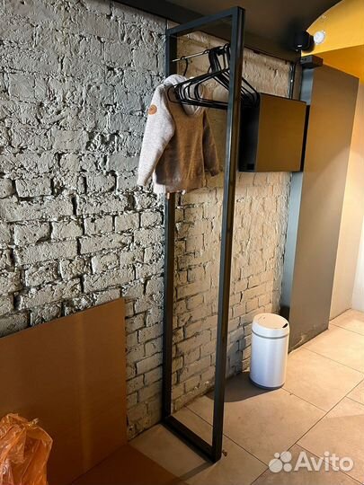 Вешалка напольная