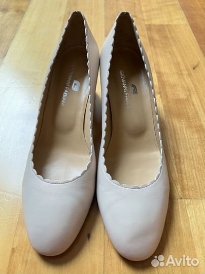 Туфли новые, натуральная кожа, Италия размер 40