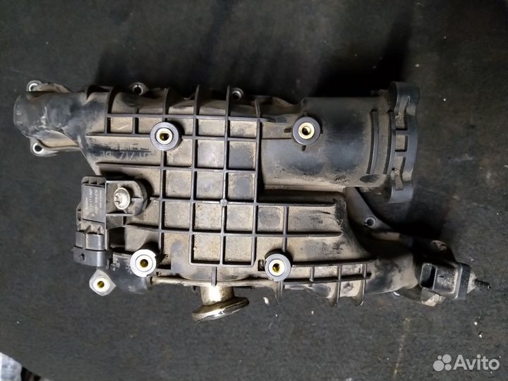 Коллектор впускной Jeep Grand Cherokee WK2 3.0