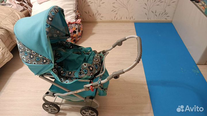 Коляска для кукол