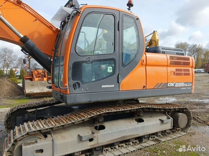 Гусеничный экскаватор DOOSAN DX225NLCA, 2023
