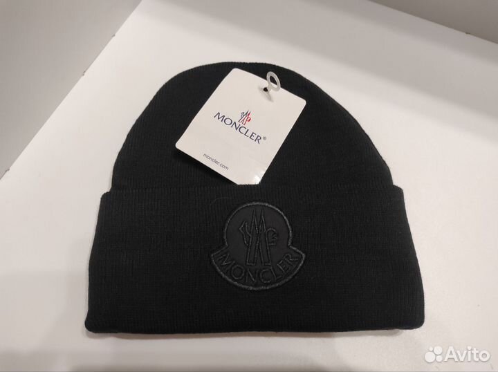 Шапка moncler зимния