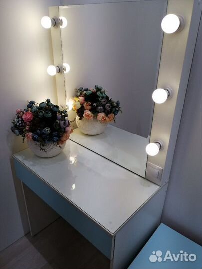 Туалетный столик