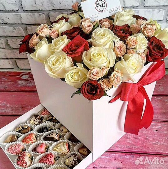 Боксы из клубники в шоколаде с доставкой