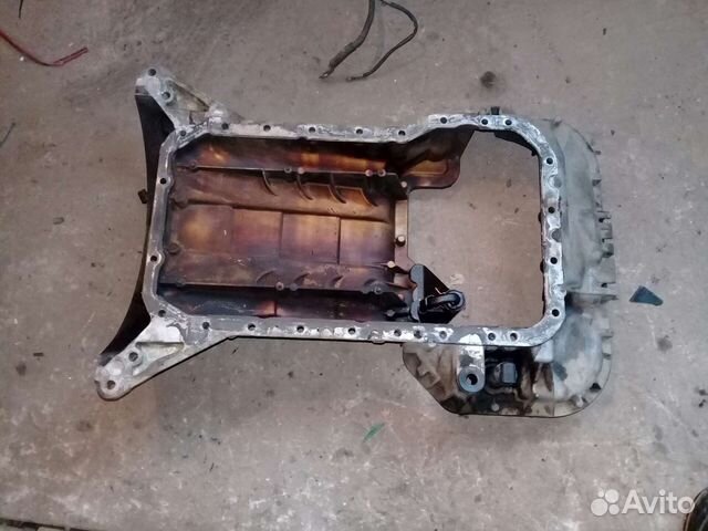 Верхняя часть масленого поддона 2.4 Mercedes W202