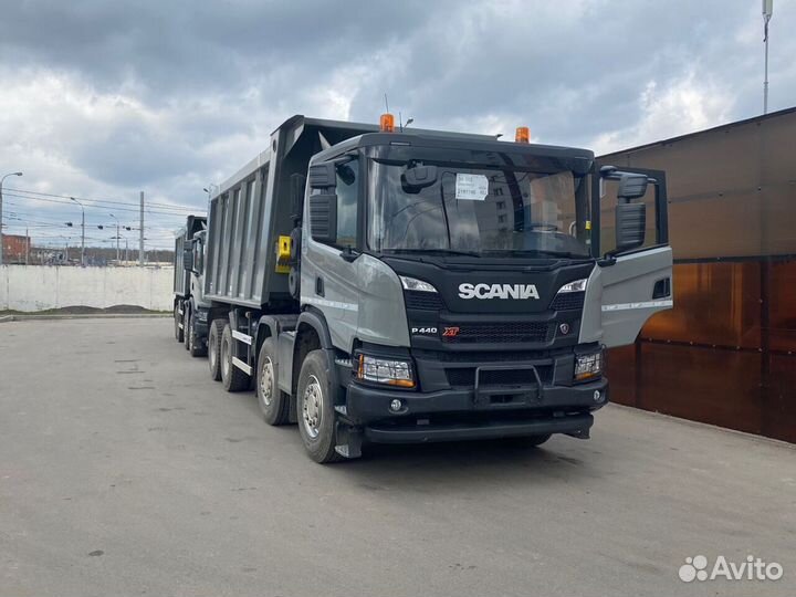 Водитель самосвала категории с