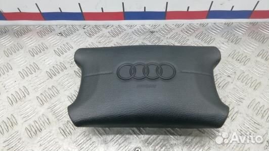 Подушка безопасности водителя audi A4 B5 (PSE09J30