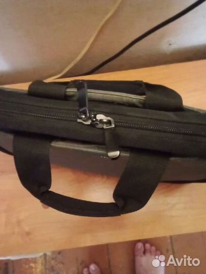 Сумку под ноутбук