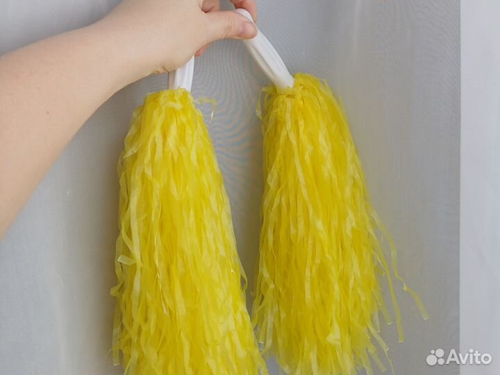 Помпоны для чирлидинга, желтые