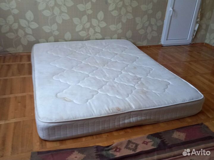 Матрас 160х200 бу