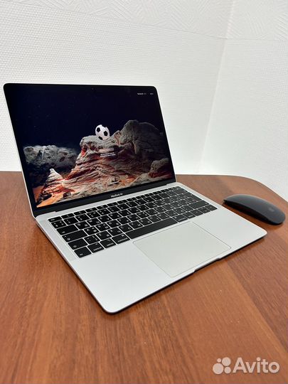 Macbook Air 13 2019 retina (i5,128gb, Touch id)