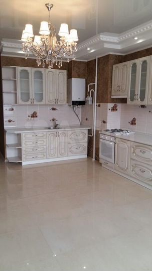 1-к. квартира, 63 м², 2/4 эт.