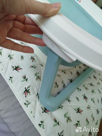 Ванночка для купания новорожденного