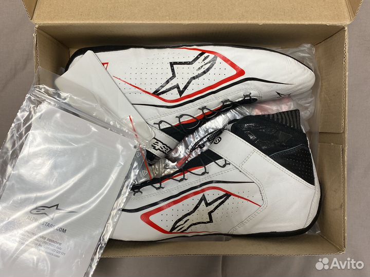 Alpinestars Ботинки tech 1-Z V2 FIA 8856-2018