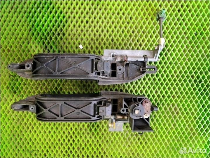 Ручка двери наружная Ford Escape