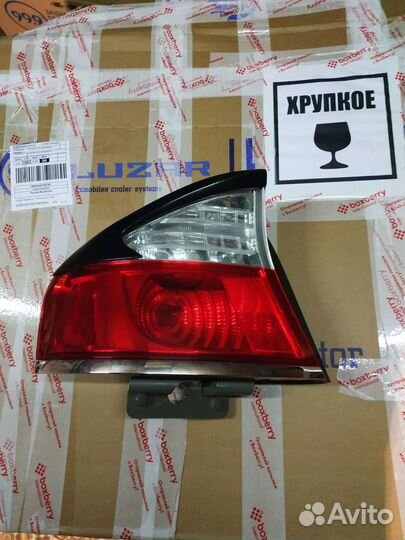 Задняя левая фара Субару Легаси