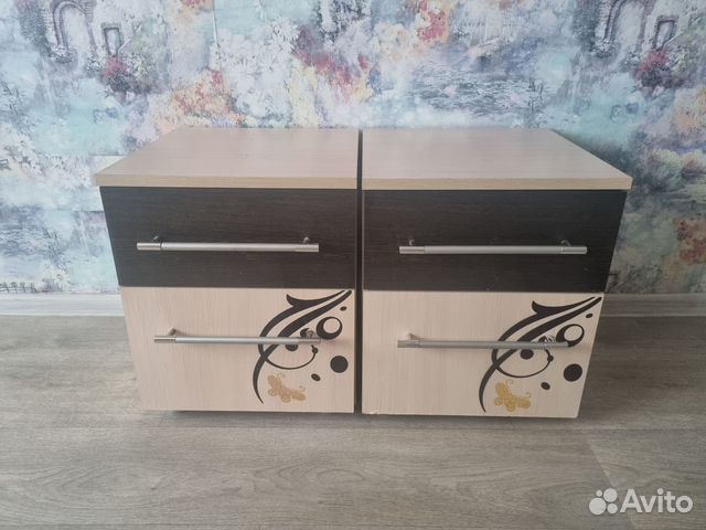 Тумба прикроватная