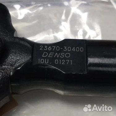 Форсунка новая Denso 23670-30400