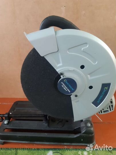 Отрезнои станок по металу с ременным приводом