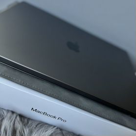 Apple MacBook Pro 16