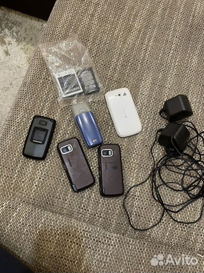 Samsung B3410