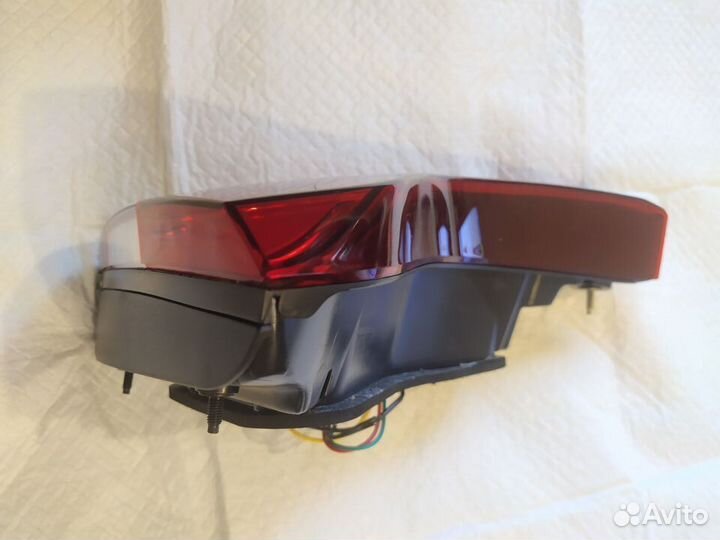 Фонарь задний внутренний KIA sorento Led