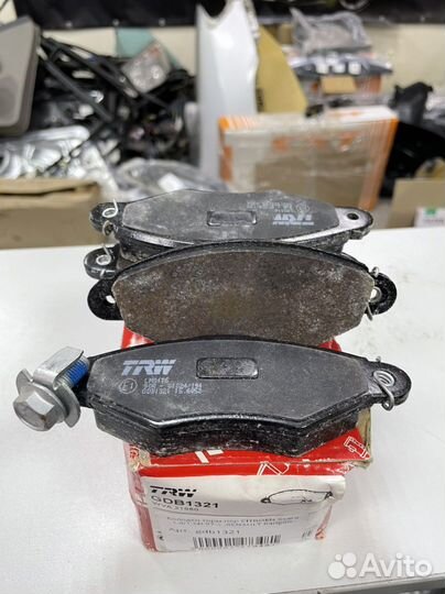 Колодки передние peugeot 206 GDB1321