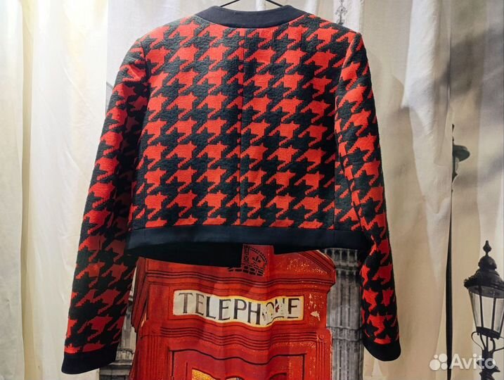 Блейзер новый в стиле Сhanel размер S-M