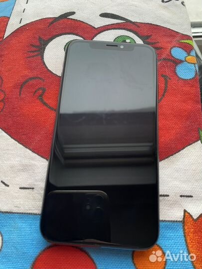 iPhone X, 64 ГБ