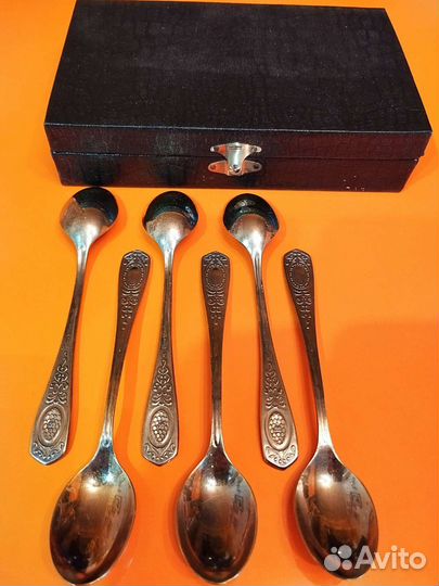 Набор столовых приборов СССР коф. и чайные ложки