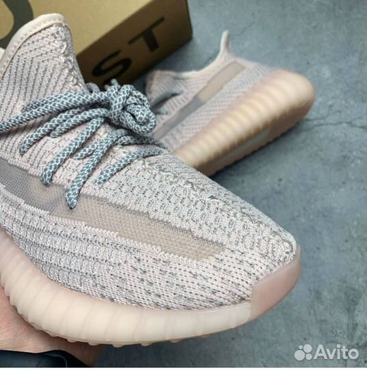 Кроссовки Adidas Yeezy Boost 350 v2 Synth (36-40)