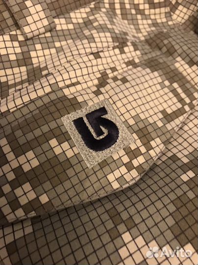 Burton cargo pants L