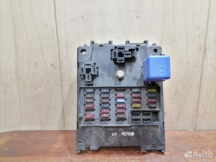 Блок предохранителей Nissan Almera N15 (бп01)